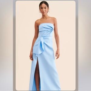 Elliatt Light Blue Strapless Maxi Dress